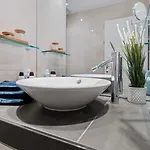 Boutique King Size Bed 700mbps Smart Tv Апартаменты