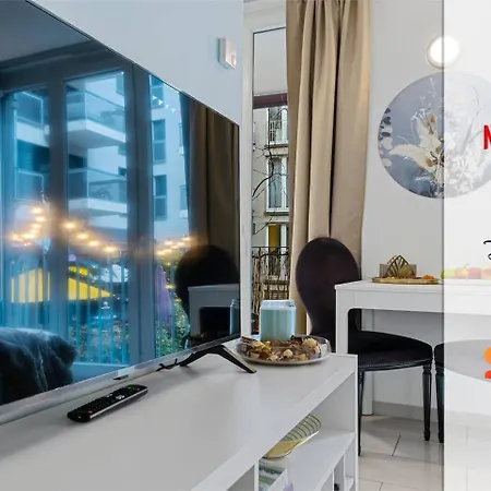 Boutique King Size Bed Ac Free Parking Daire Zürih