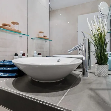 Boutiqueapartment Kingsize 700mbps Smarttv アパート