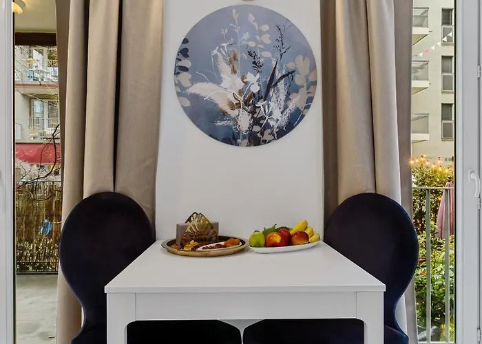 Boutique King Size Bed 700mbps Smart Tv Apartament *