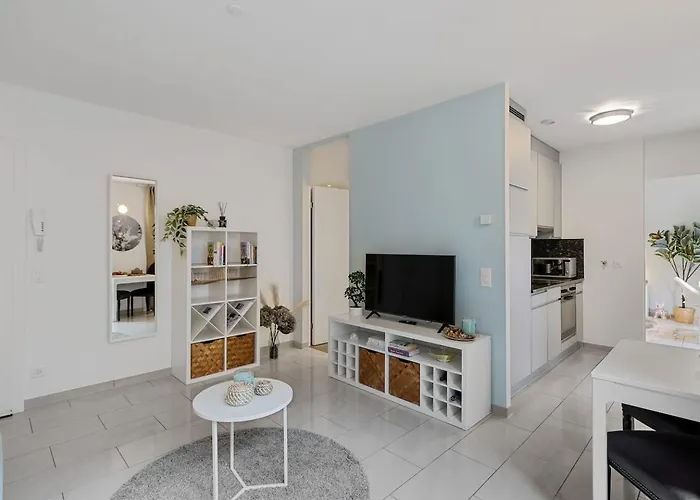 Boutique King Size Bed 700mbps Smart Tv Zurych